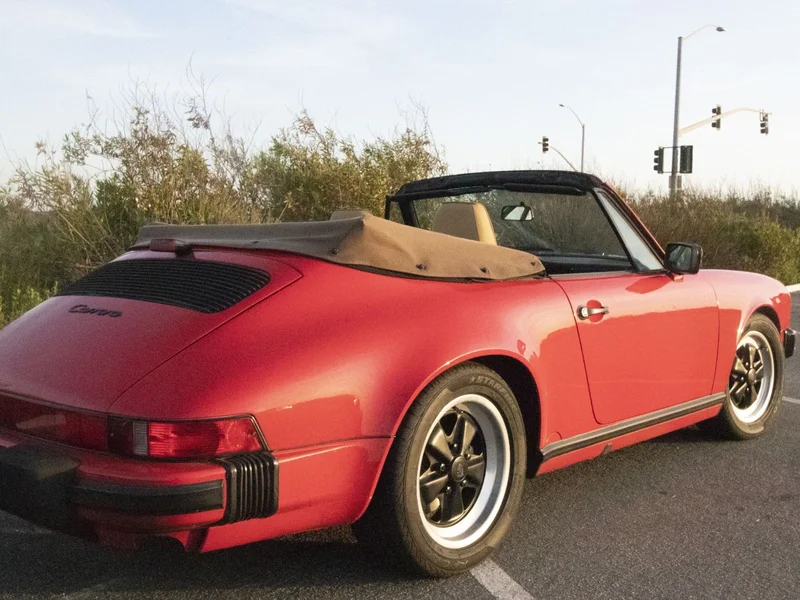 1989 Porsche 911 Carrera 2