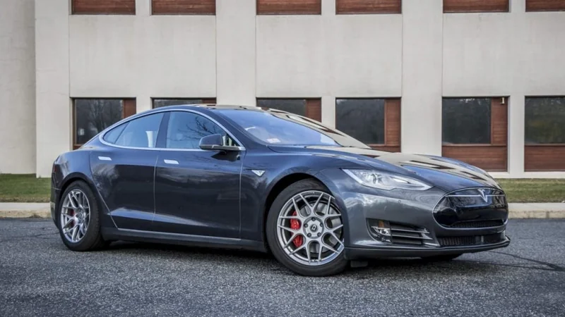 2016 Tesla Model S P90DL 3