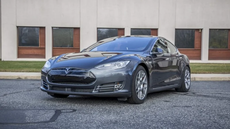 2016 Tesla Model S P90DL 4