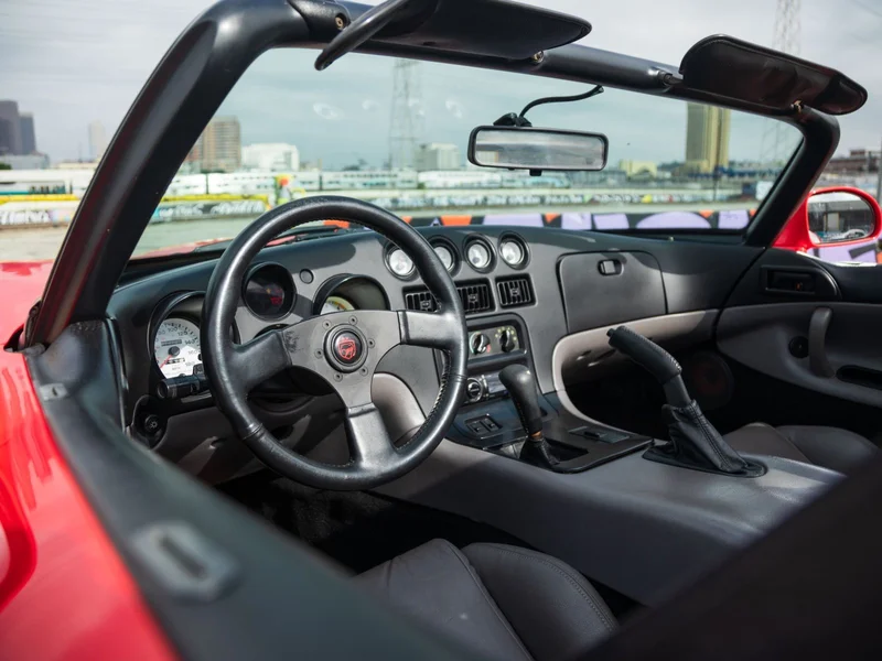 1995 Dodge Viper RT/10 7