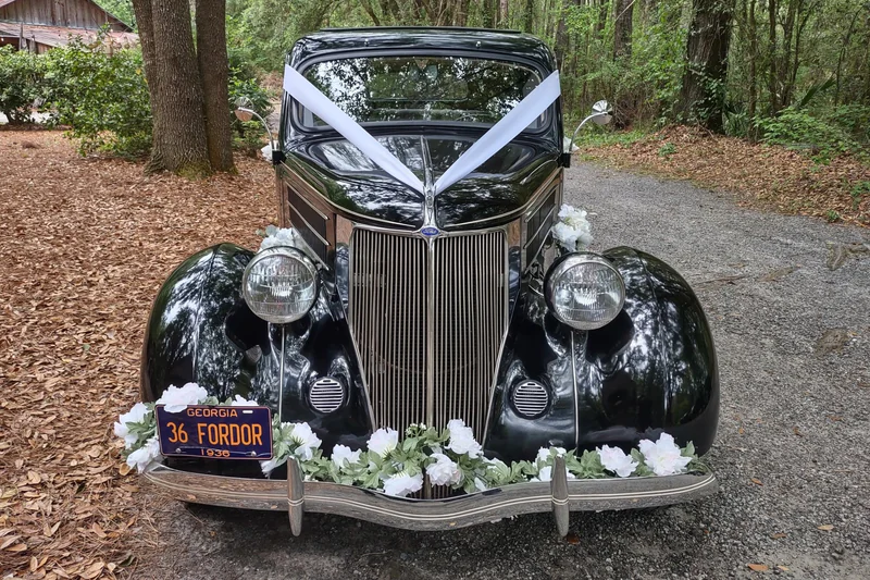 1936 Ford 68 Deluxe Touring 19