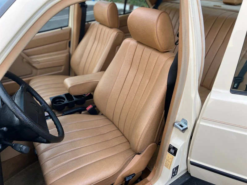 1988 Mercedes-Benz 190E 2.3 5