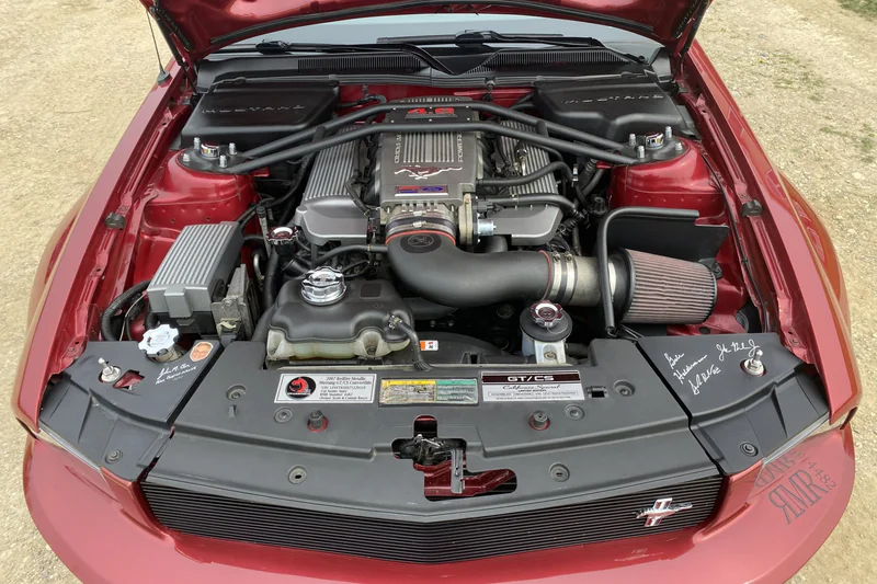 2007 Ford Mustang California Special 8