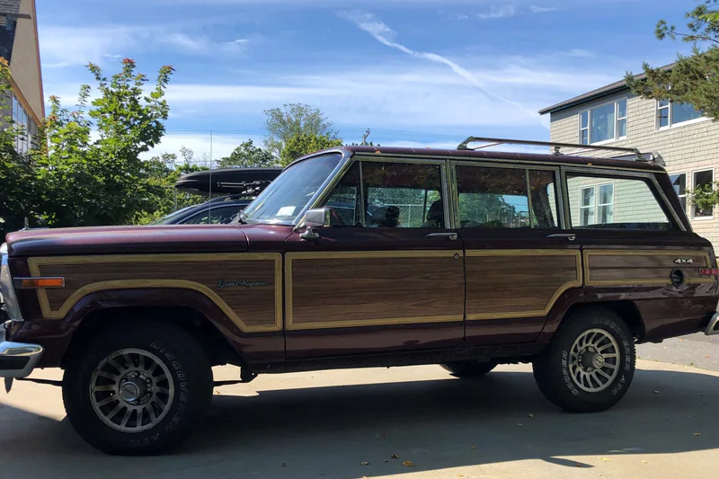 1991 Jeep Grand Wagoneer