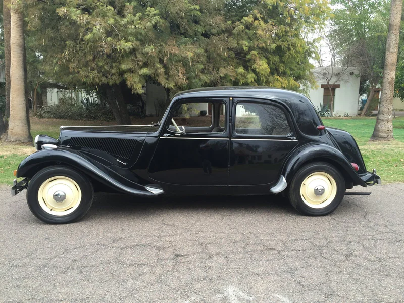 1956 Citroen Traction Avant 11BL B Legere 2