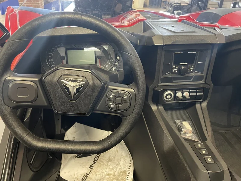 2022 Polaris Slingshot S S with Technology Package 4