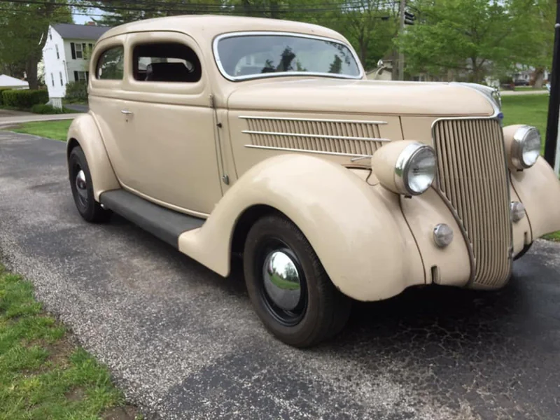 1936 Ford Model 68 Deluxe