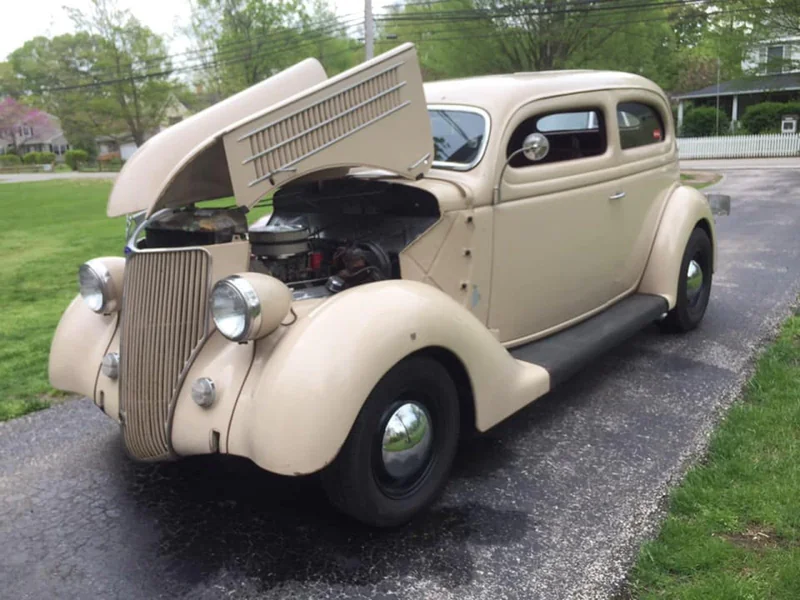 1936 Ford Model 68 Deluxe Base 9