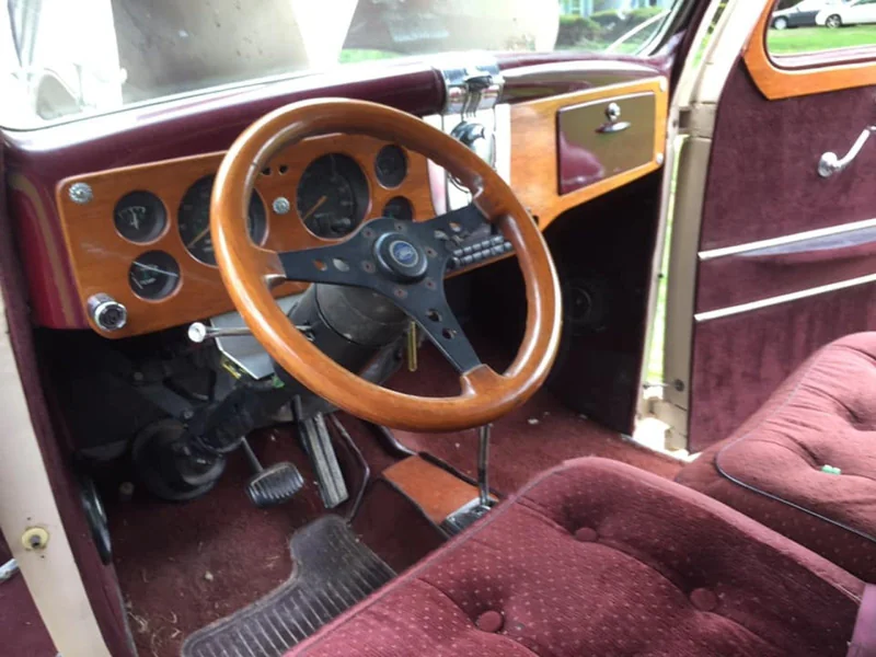 1936 Ford Model 68 Deluxe Base 10