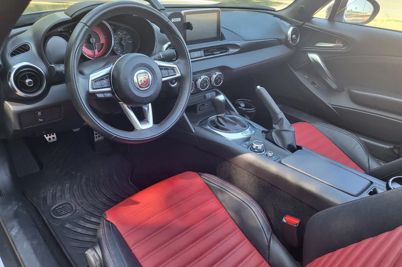 2019 Fiat 124 Spider Abarth 5