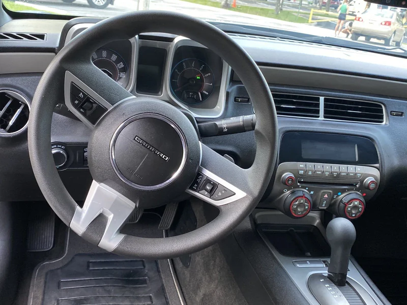 2011 Chevrolet Camaro 9