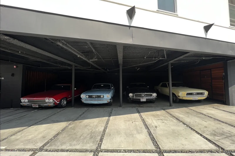 1965 Ford Mustang Base 15