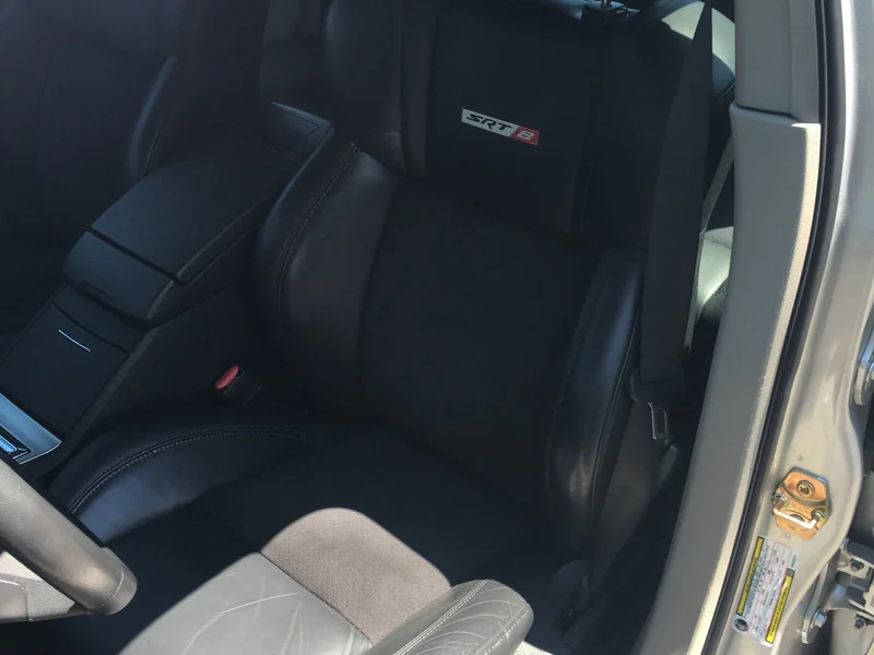 2006 Chrysler 300C SRT8 9