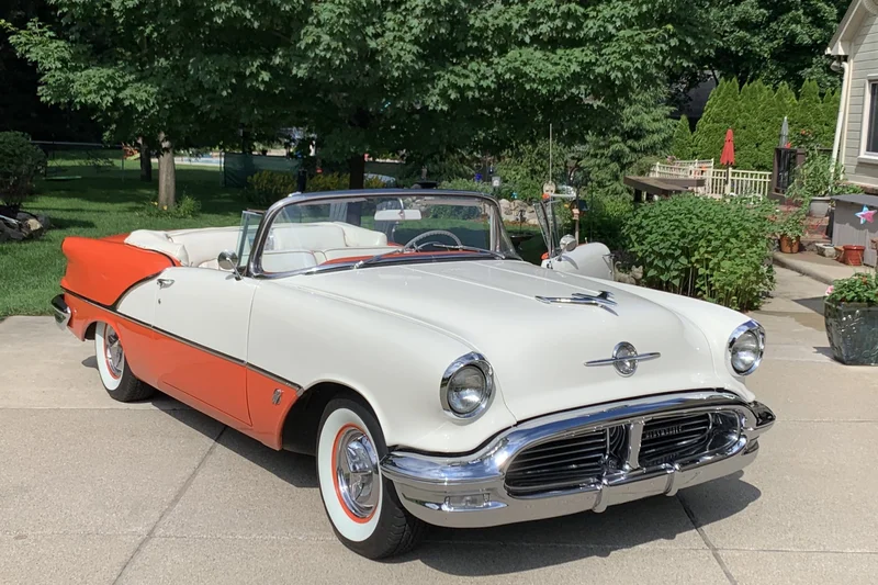 1956 Oldsmobile Super 88 3