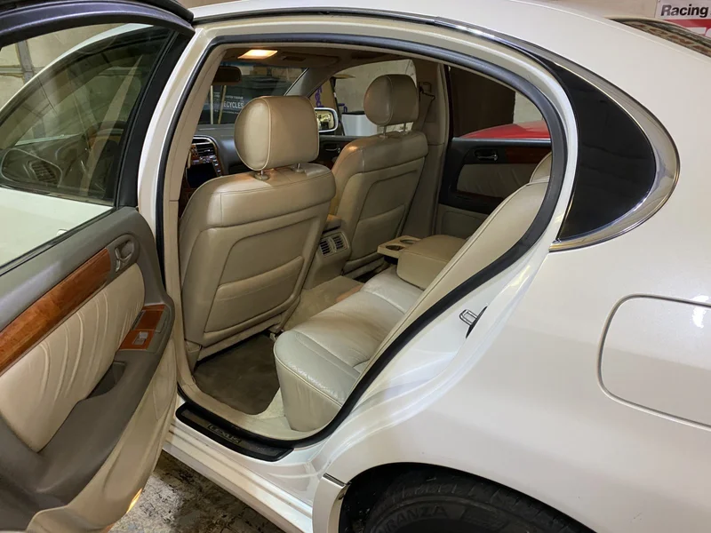 2000 Lexus GS 400 8