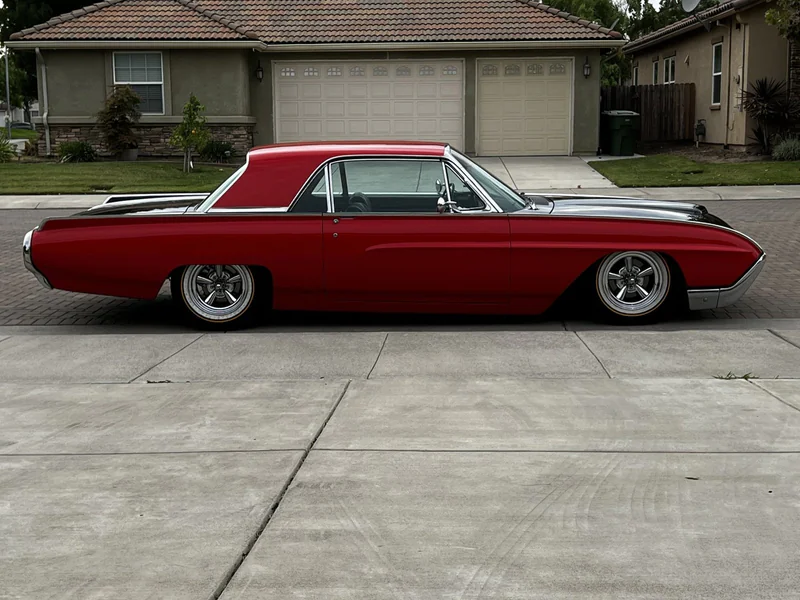 1963 Ford Thunderbird