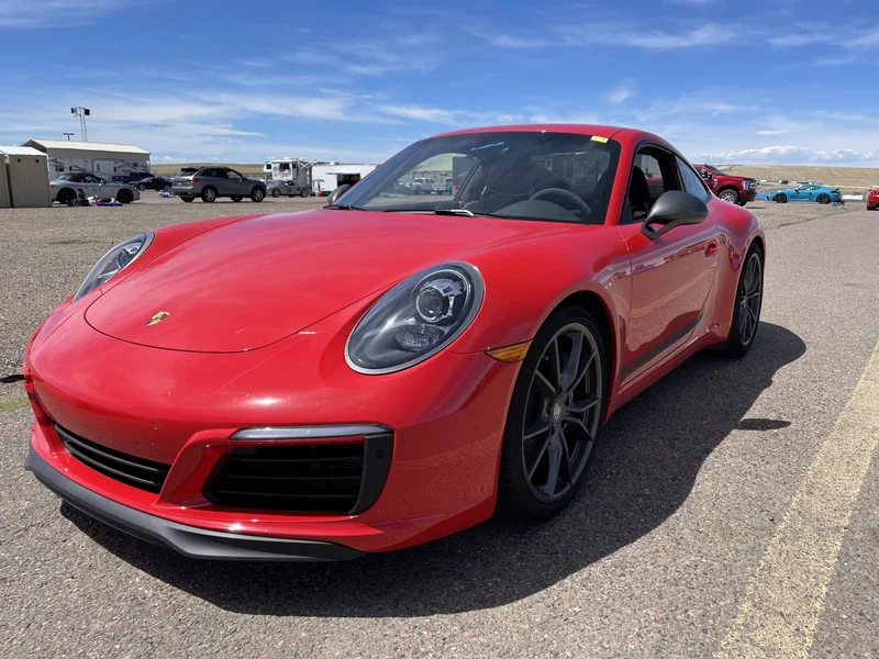 2019 Porsche 911 Carrera 10