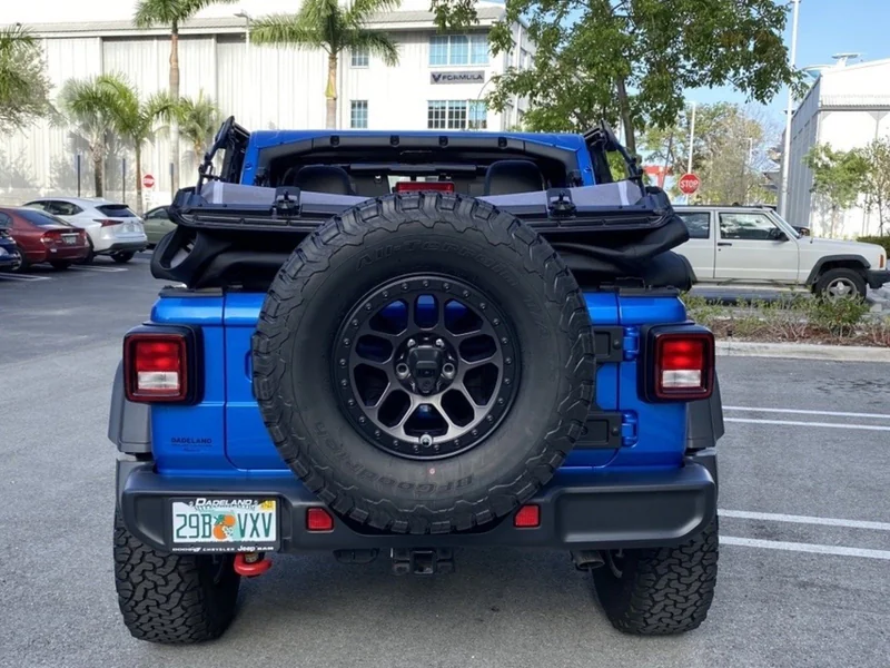 2022 Jeep Wrangler 3