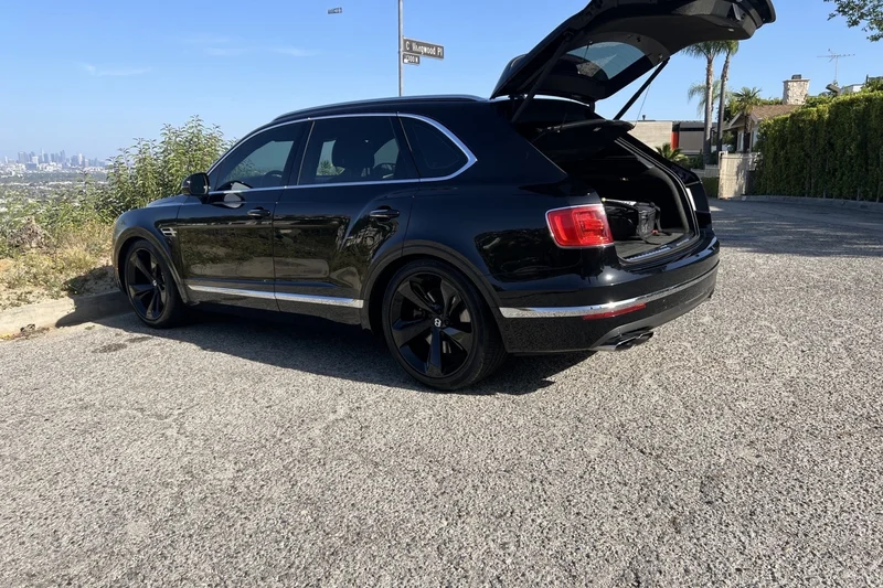 2019 Bentley Bentayga Base 3