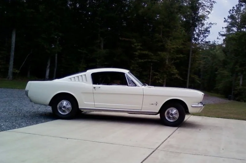 1966 Ford Mustang