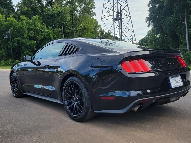 2017 Ford Mustang EcoBoost 3