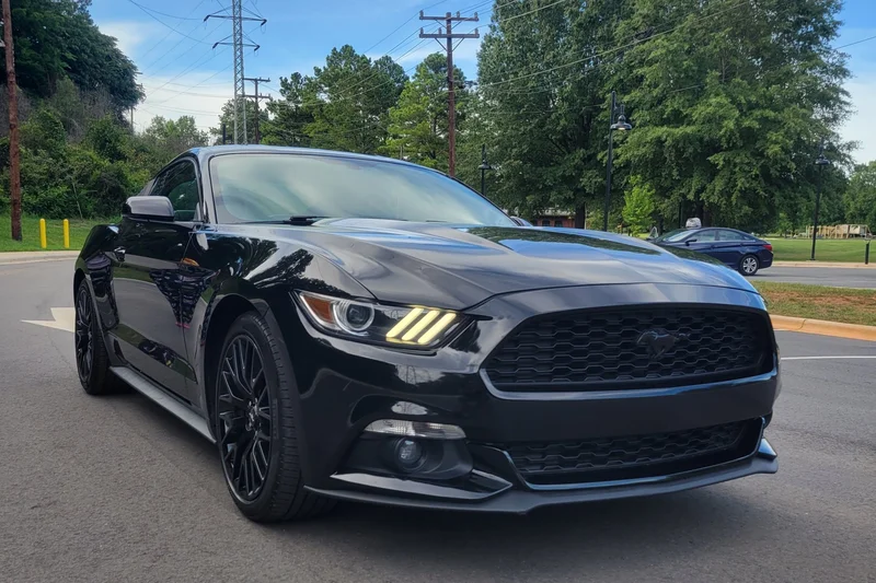 2017 Ford Mustang EcoBoost 4