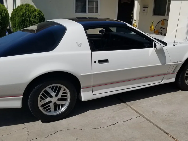 1985 Pontiac Firebird Trans Am 3