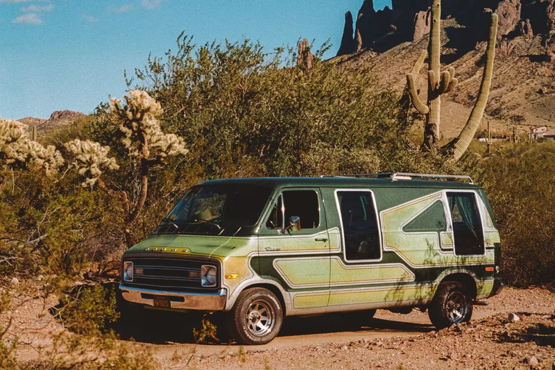 1977 Dodge B200 Tradesman 8