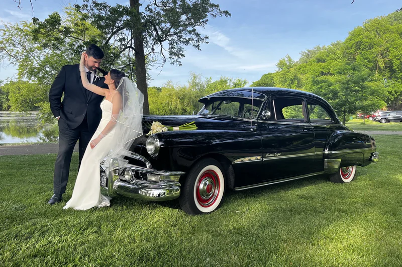 1951 Pontiac Eight Chieftain Deluxe 19