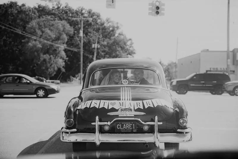 1951 Pontiac Eight Chieftain Deluxe 21