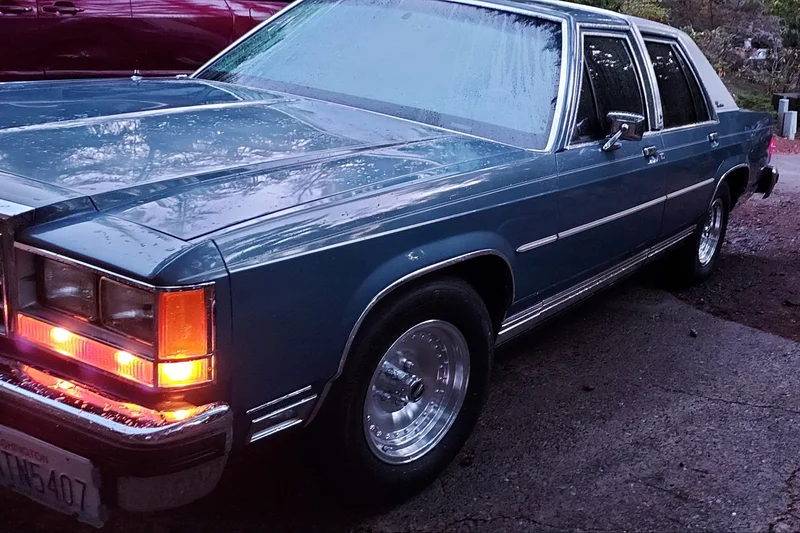 1987 Ford crown victoria LTD