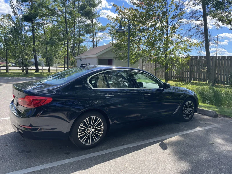 2018 BMW 530e Performance Hybrid w/X-drive 3