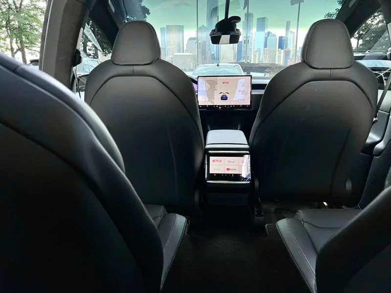 2022 Tesla Model X Plaid 16