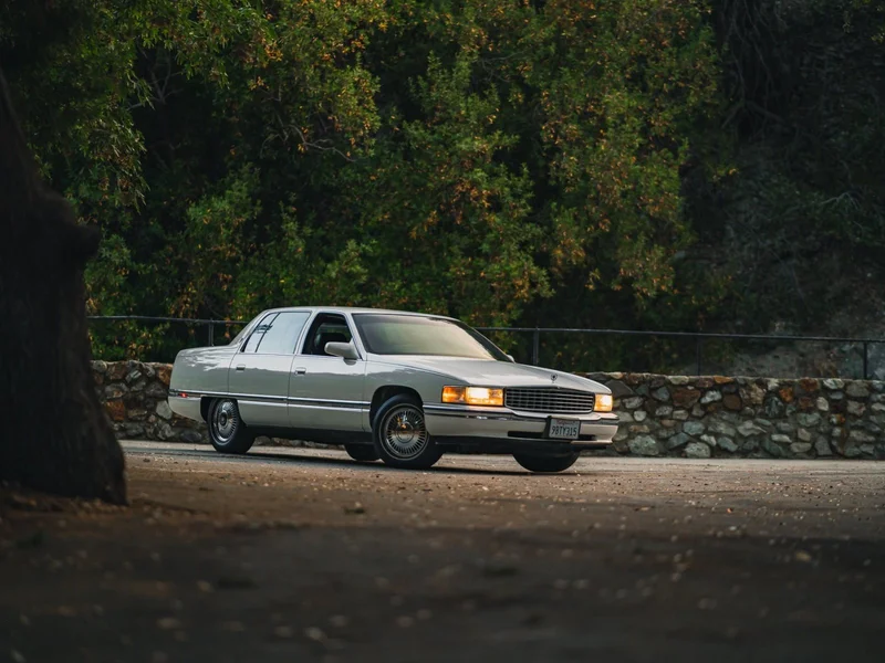 1995 Cadillac DeVille Base 14