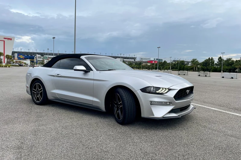 2018 Ford Mustang Base 2