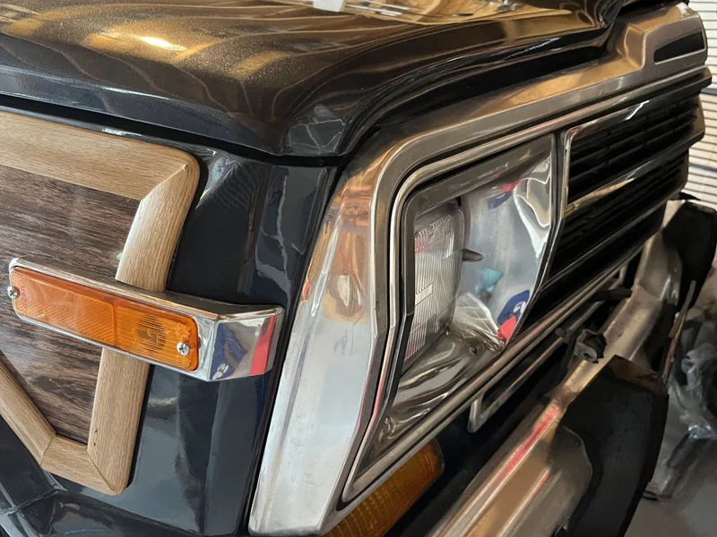 1988 Jeep Grand Wagoneer