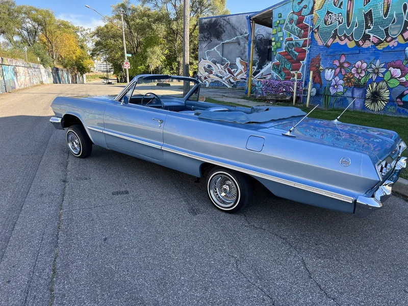 1963 Chevrolet Impala SS 2