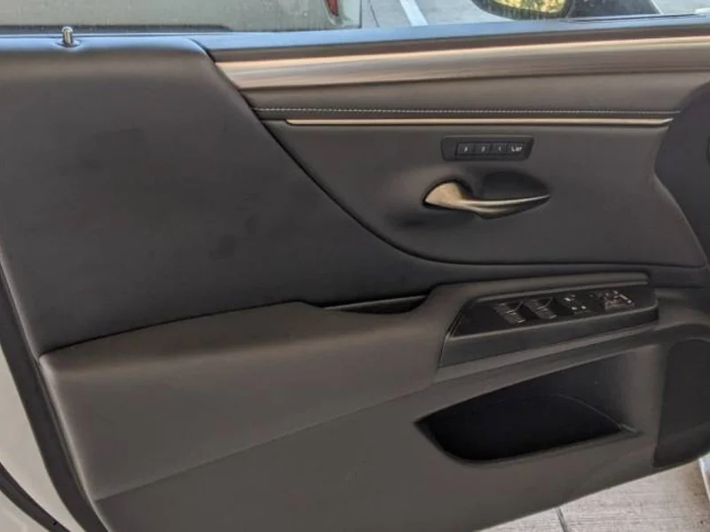 2019 Lexus ES350