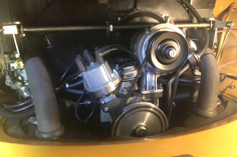 1971 Volkswagen Bus passenger bus 6