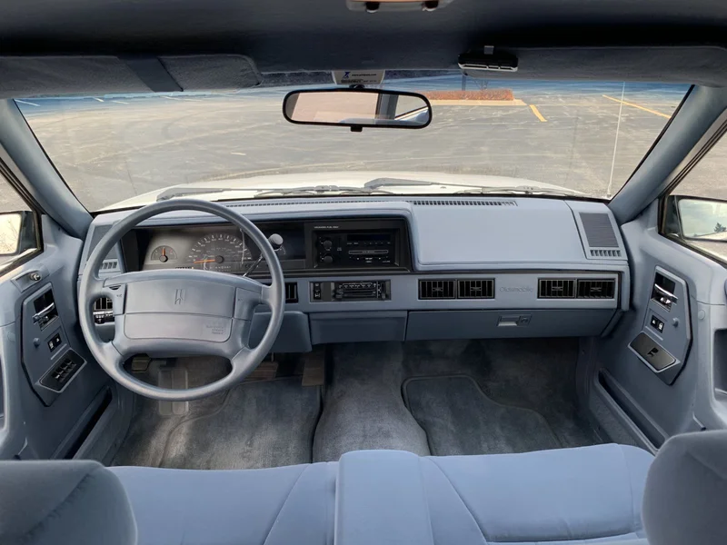 1995 Oldsmobile Ciera Cruiser 13