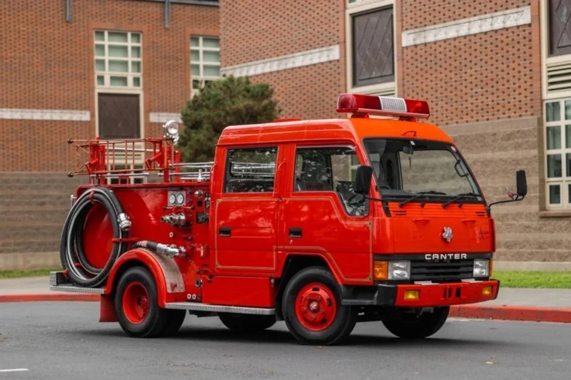 1988 Mitsubishi Fuso Canter Firetruck 4