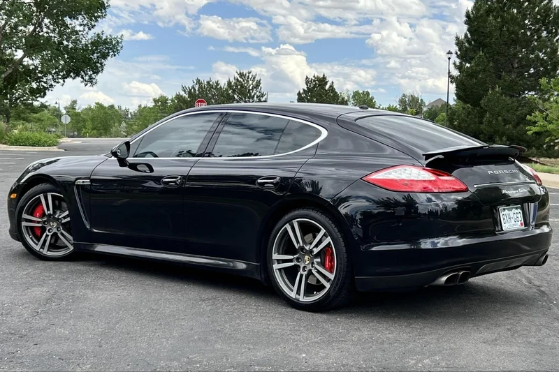 2010 Porsche Panamera Turbo 4