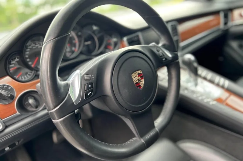 2010 Porsche Panamera Turbo 12