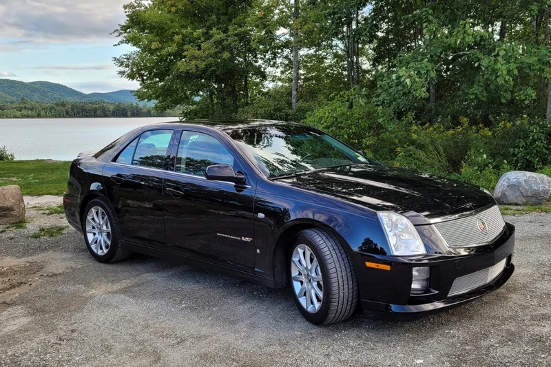 2006 Cadillac STS-V Base 9