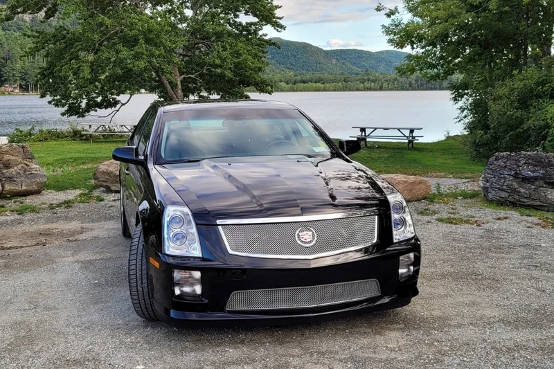 2006 Cadillac STS-V Base 11