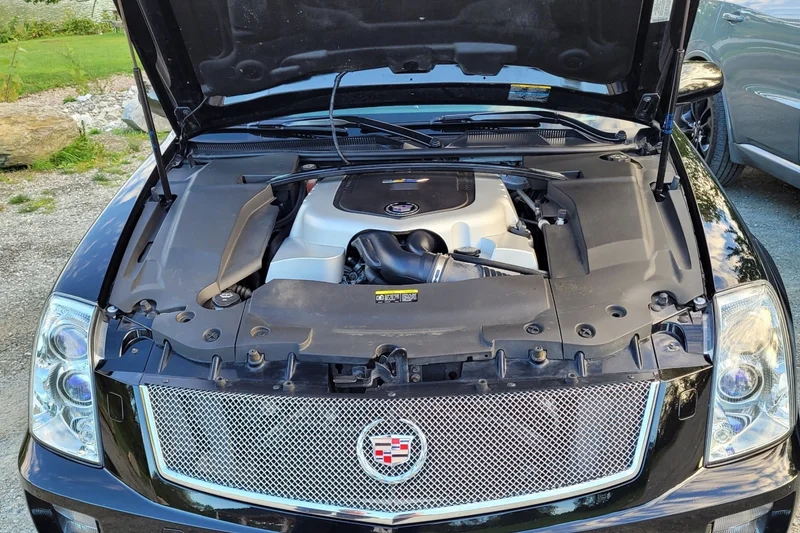 2006 Cadillac STS-V Base 16