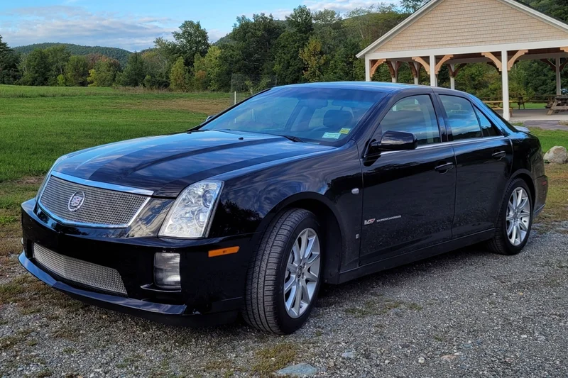 2006 Cadillac STS-V Base 18