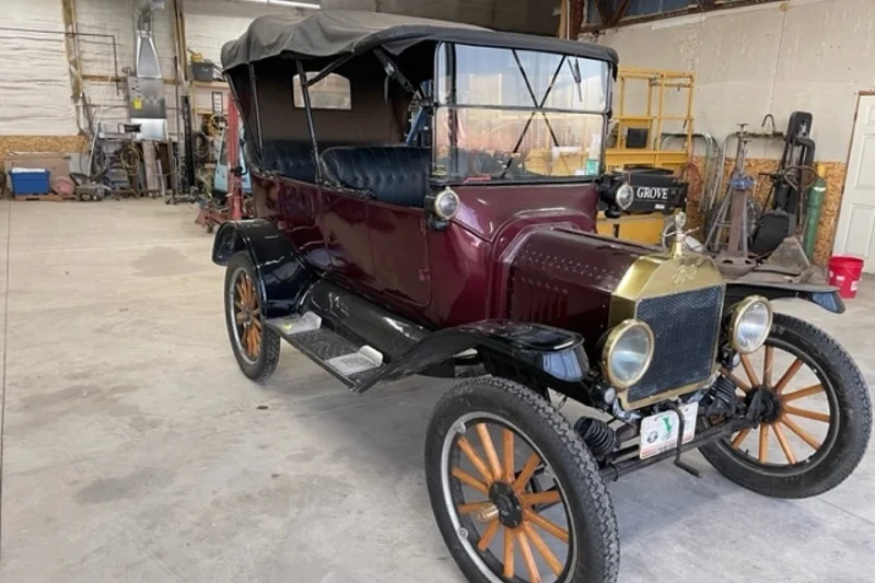 1915 Ford Model