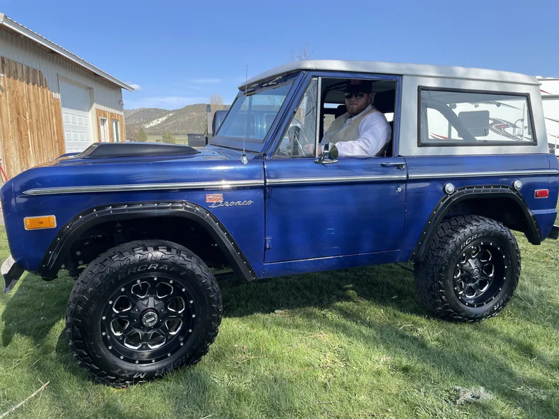 1972 Ford Bronco in Prineville 2