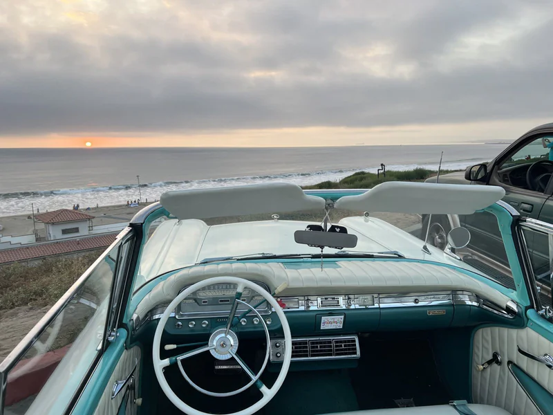 1959 Ford Galaxie Sunliner 10